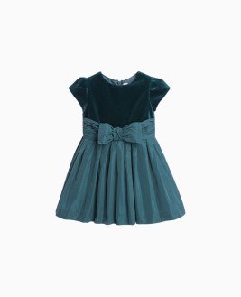 Caprese Satchel combines